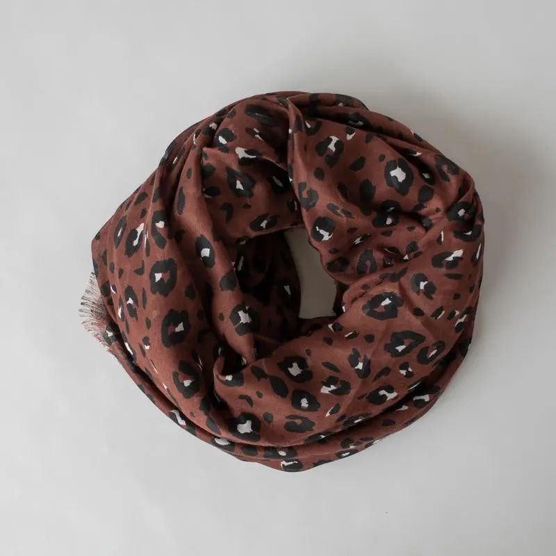 Sophie - Leopard Maxi Scarf - Rosewood 1