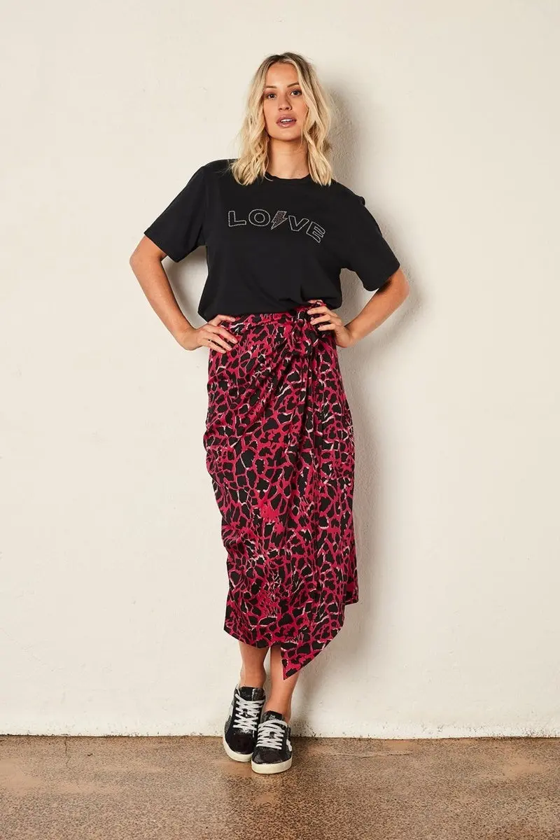 The Others - Vintage Tee - Black With Love Diamantes 1