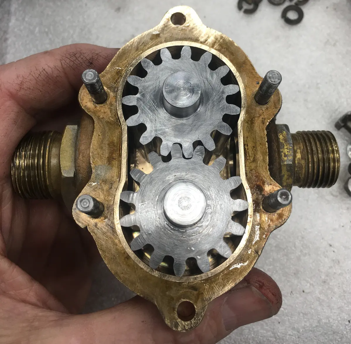 Oil Pump Rebuild Service 1