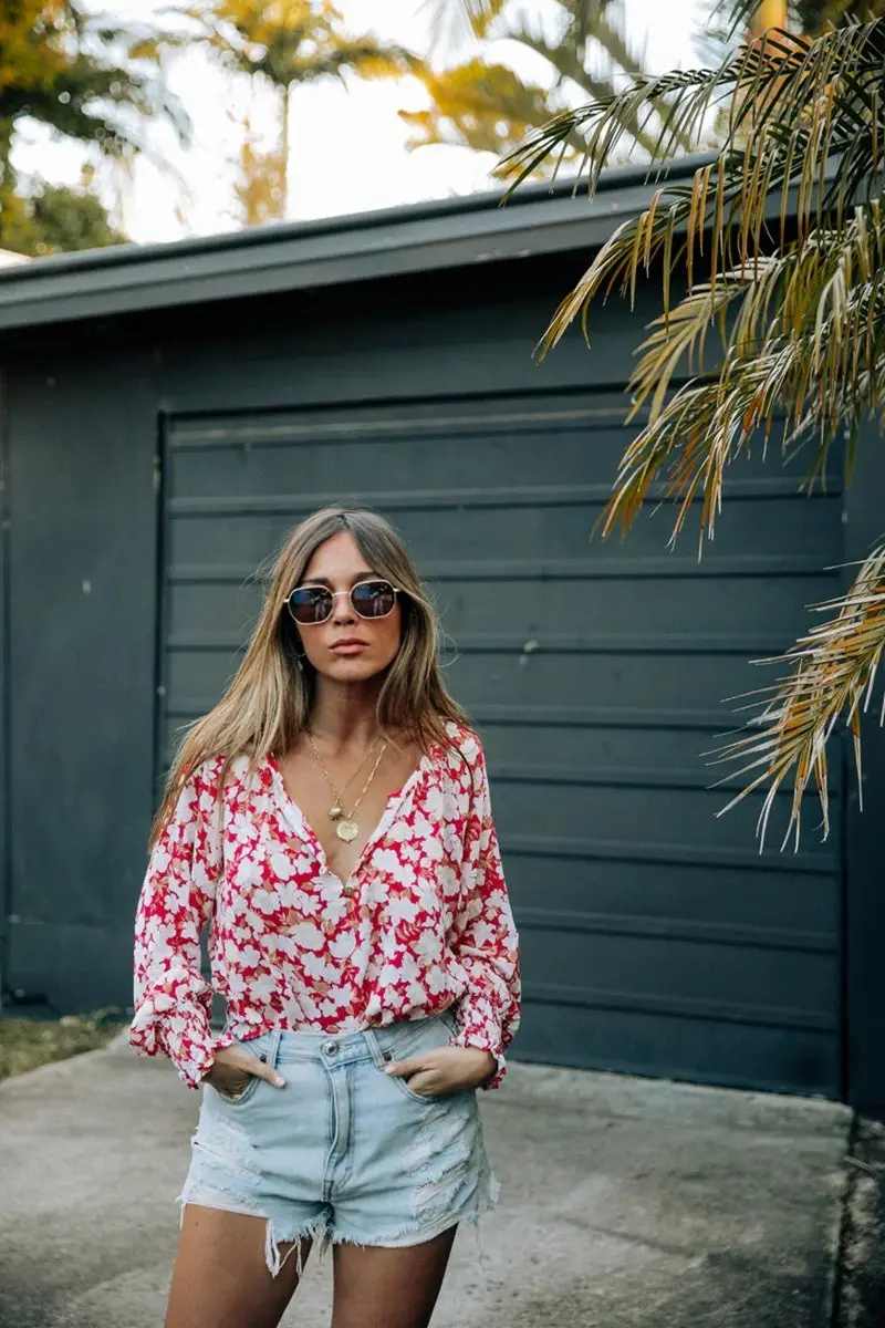Barefoot Blonde - Valentina - Leilani Blouse 1