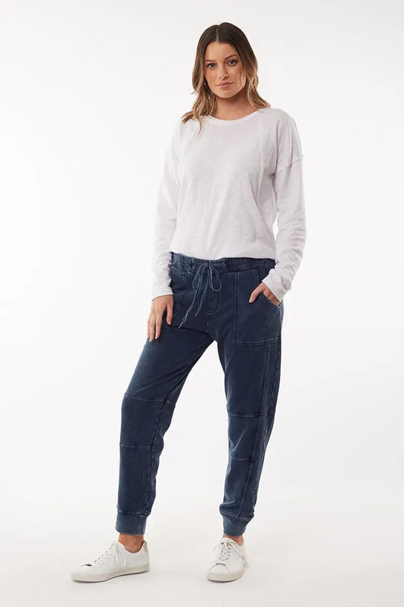 Foxwood - Annie Pant - Washed Denim 1