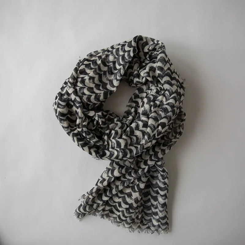 Sophie - Waves Maxi Scarf - Sand 1