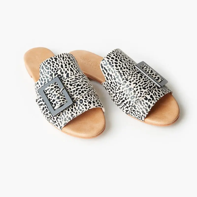 Walnut Melbourne - Meadow Slide - Leopard 1