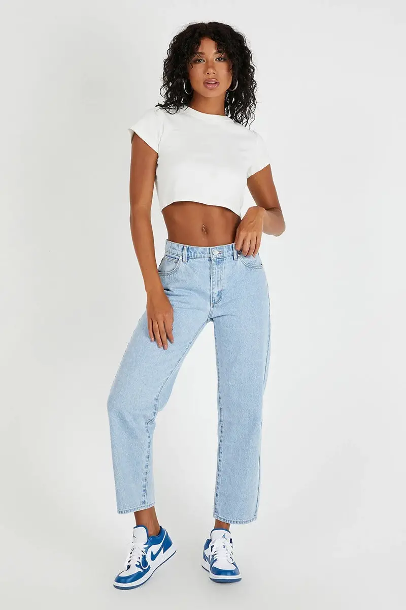 Abrand - 95 Mid Straight Crop Walkaway 1