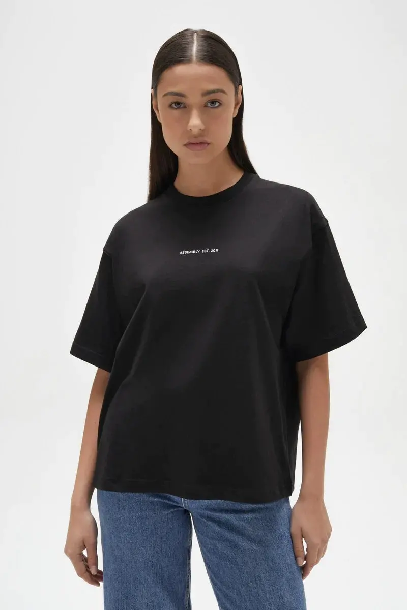 Assembly Label - Organic Established Tee - True Black/White 1