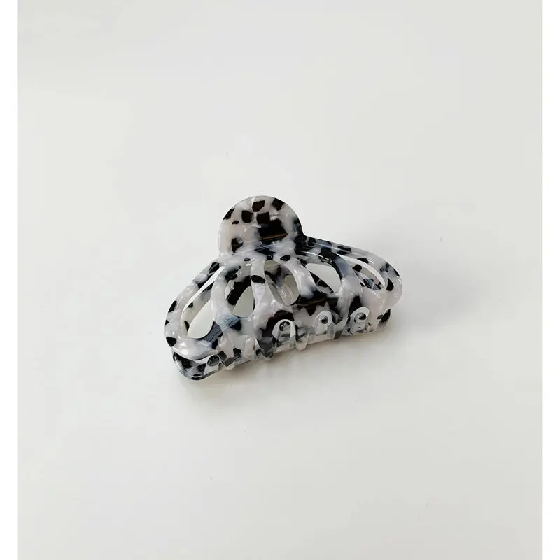 Stella + Gemma - Hair Claw - Basket B&W Pearl 1