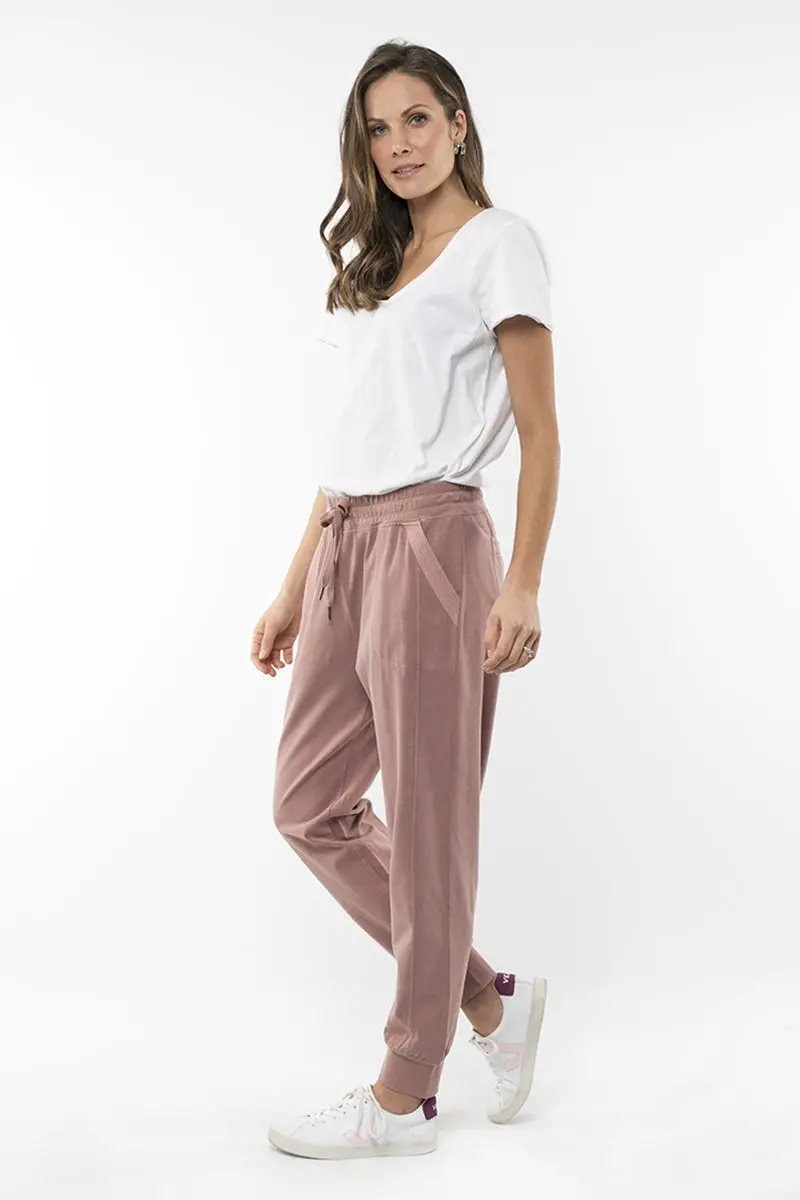 Elm - Wish You Were Here Joggers - Brown 1