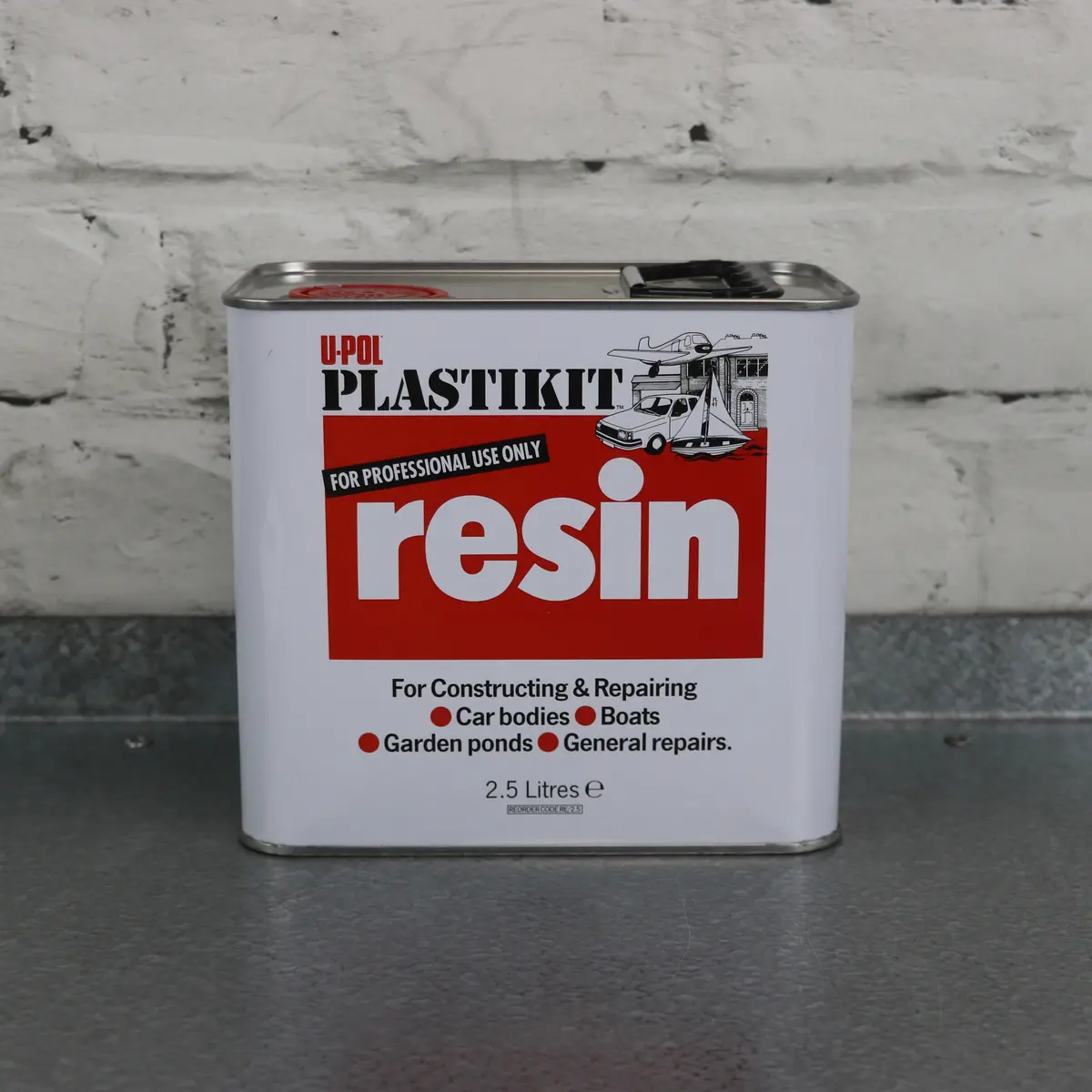 U-Pol Plastikit Resin (2.5 Litres) 1