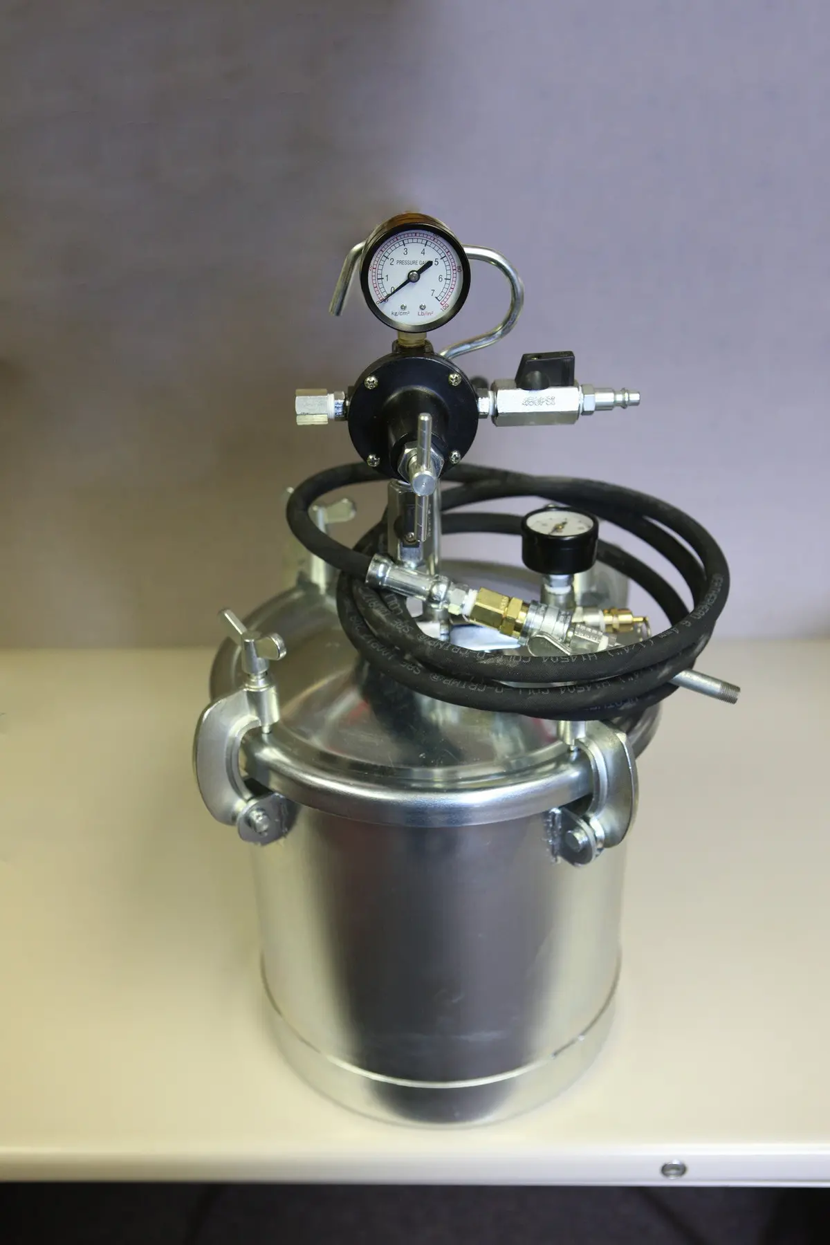 Oiling System Recharging Unit 1