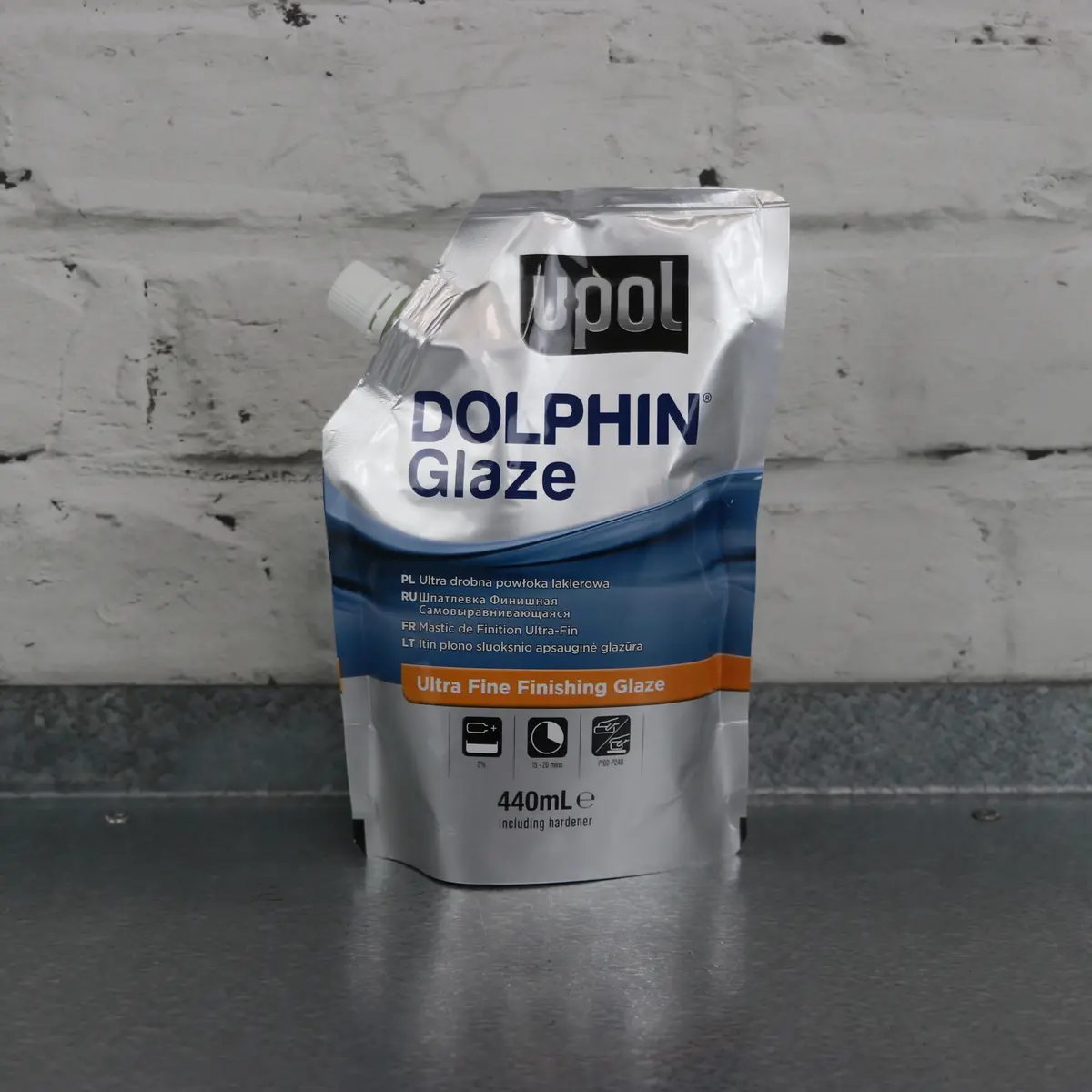 U-Pol Dolphin Glaze Fine Finishing Filler (440Ml) 1