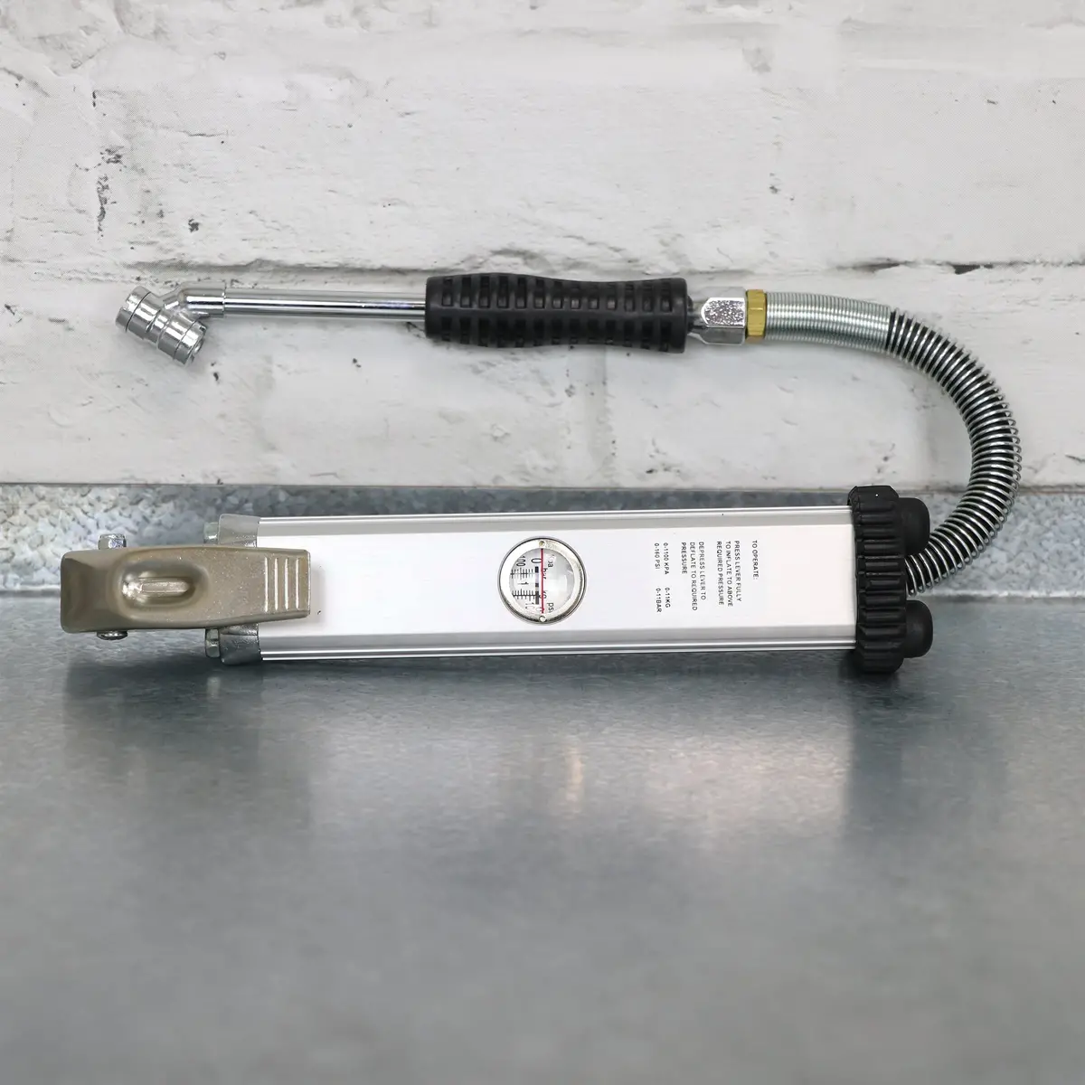More Tools Tyre Inflator 1