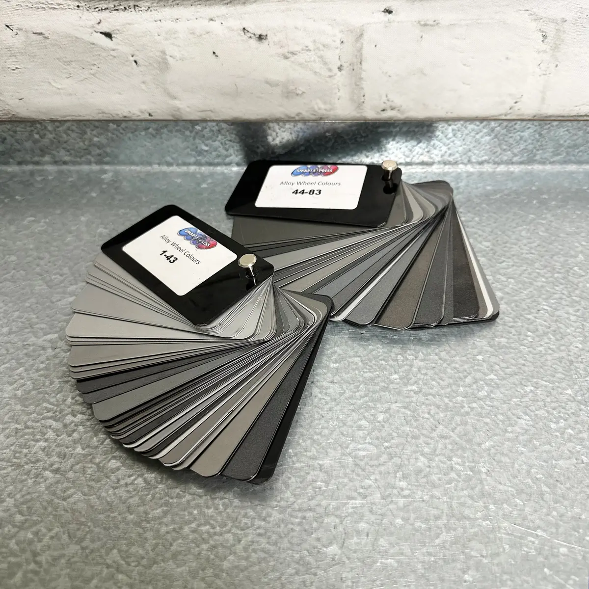 Smart Express Alloy Wheel Colour Chip Cards 1