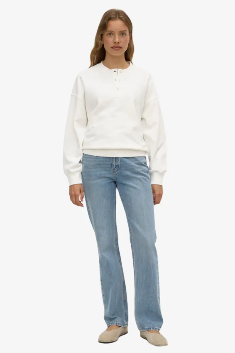 Assembly Label - Anya Fleece Crew - Antique White 1