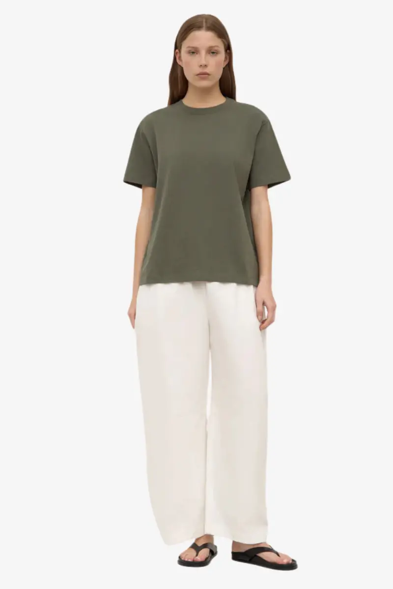Assembly Label - Organic Base Tee - Moss 1