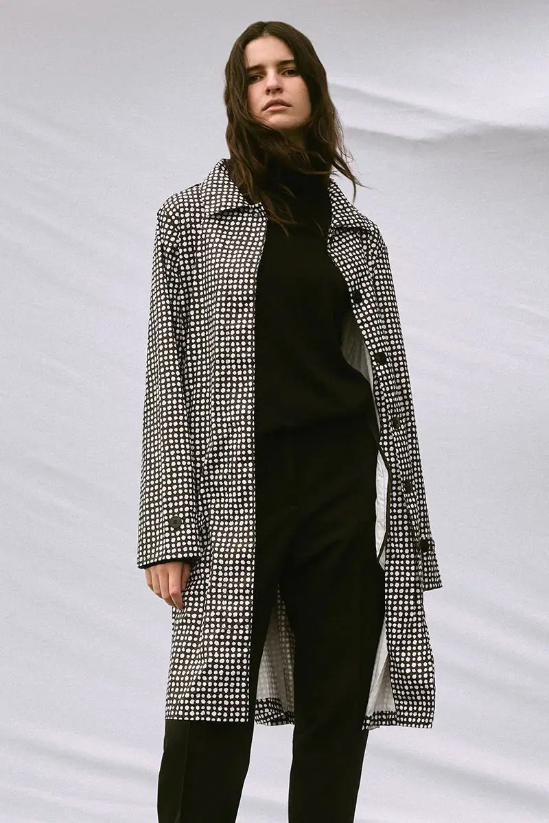 Paqme - Trenchcoat - Dalmatian 1
