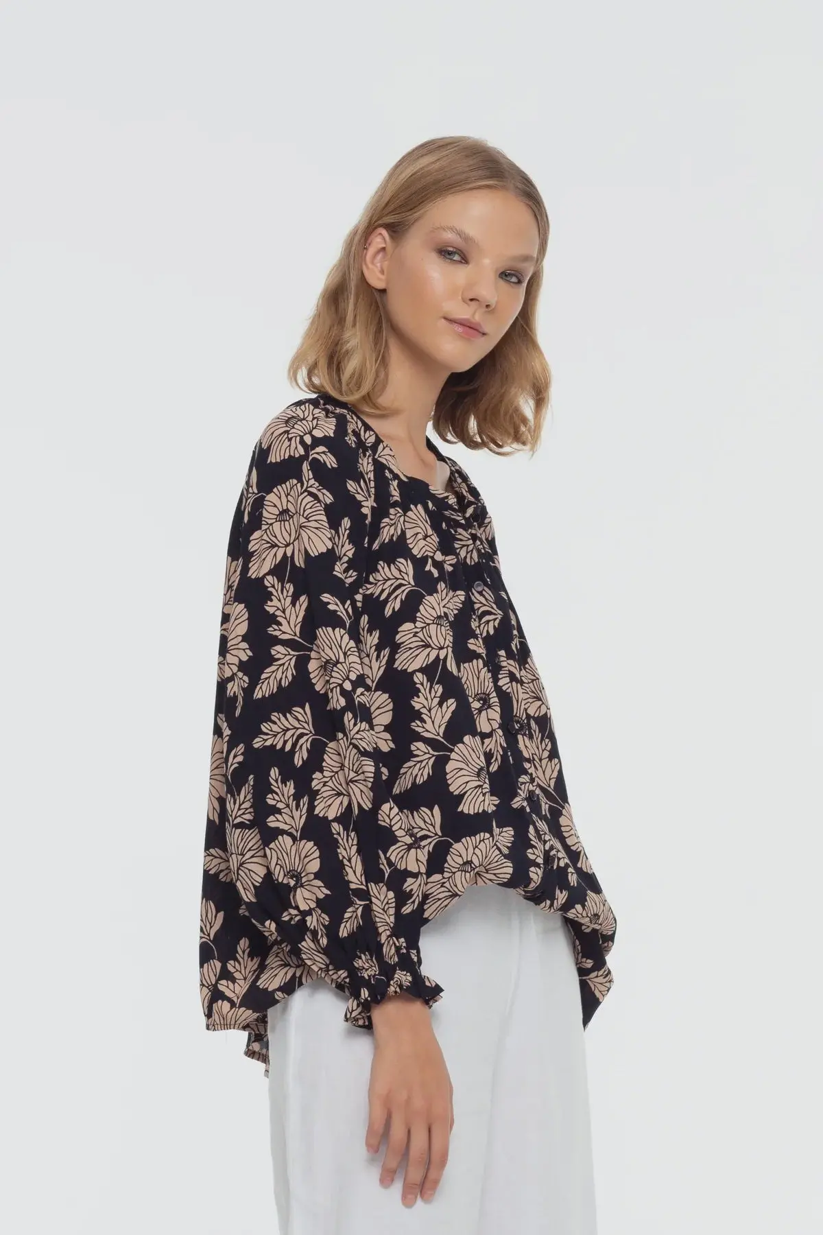Blak - Greta Blouse - Black/Tan 1