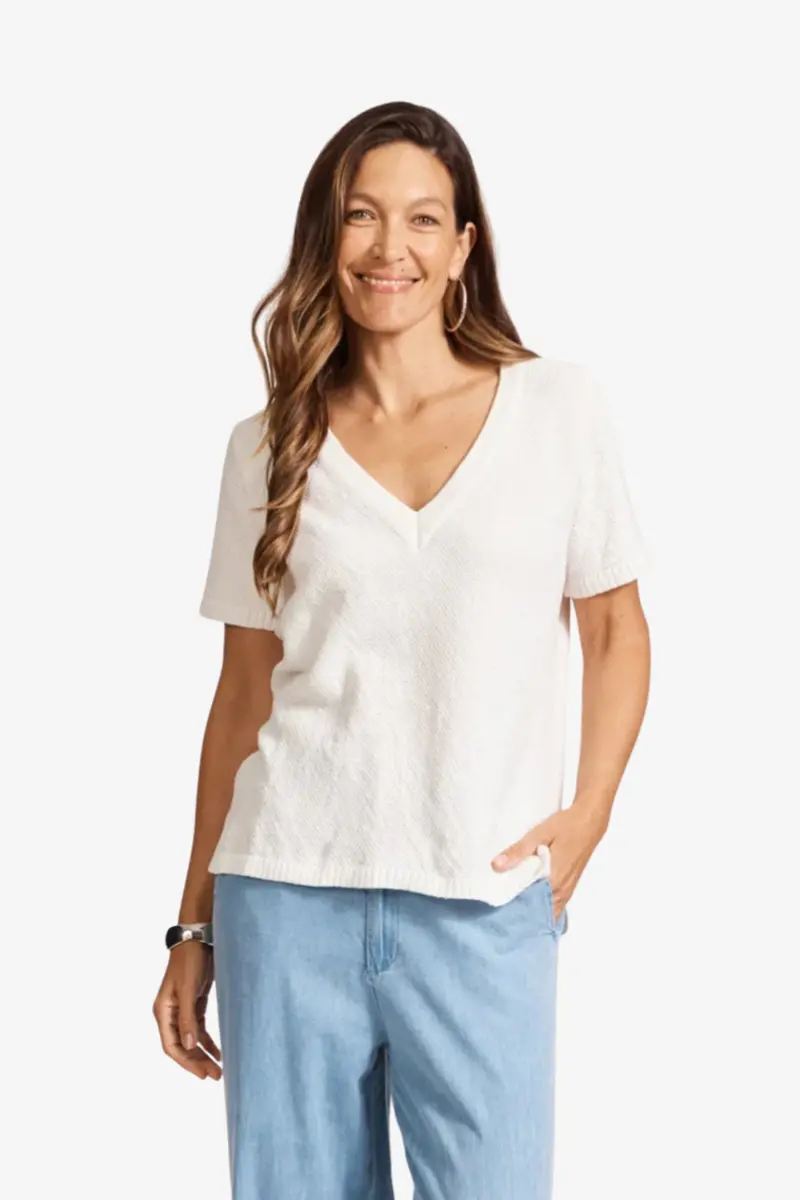Eb & Ive - Artemis V Knit Top - White 1