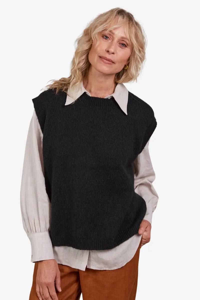Eb & Ive - Folie Vest - Black 1