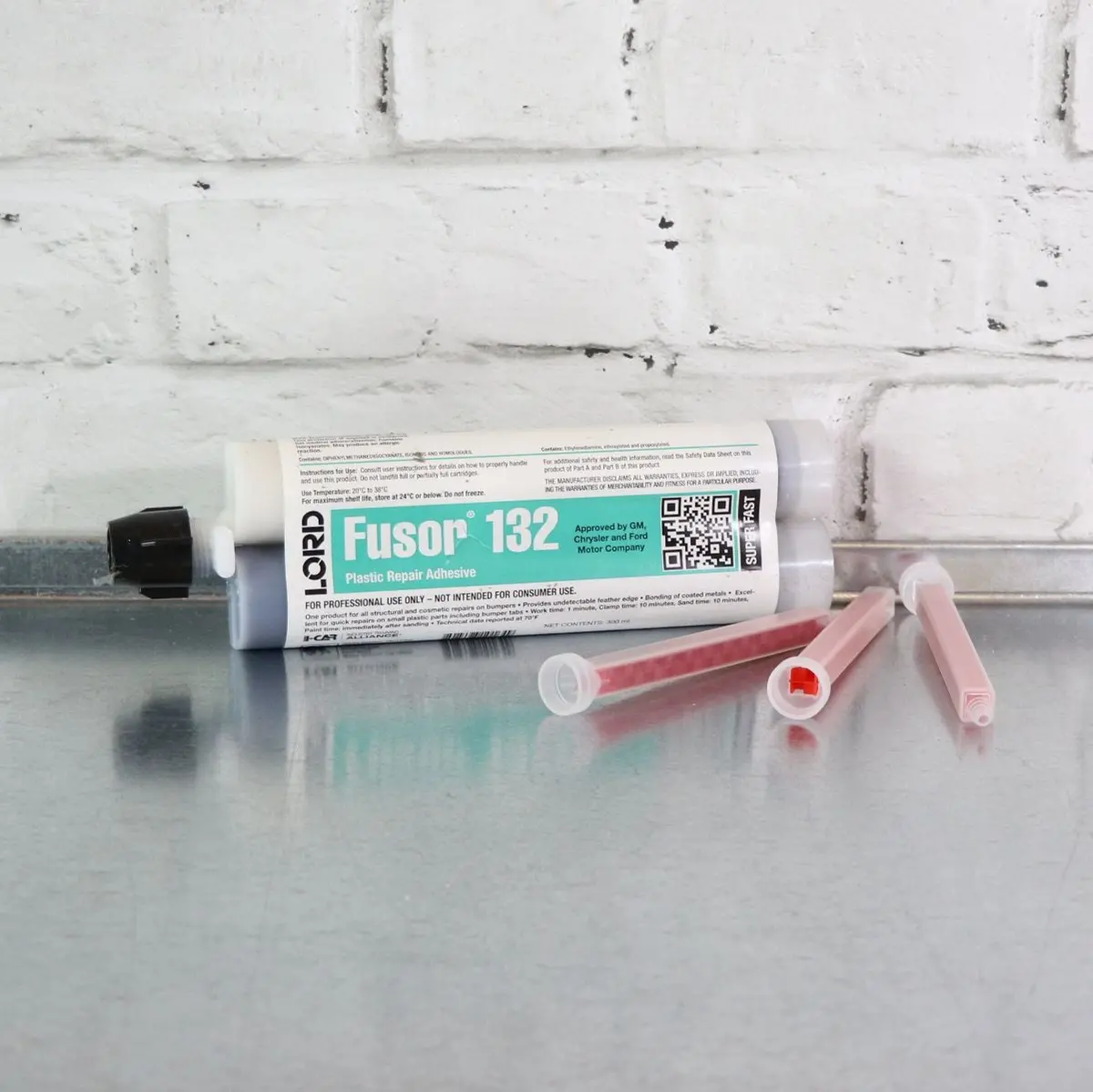 Lord Fusor 132 Plastic Repair Adhesive (210Ml) 1