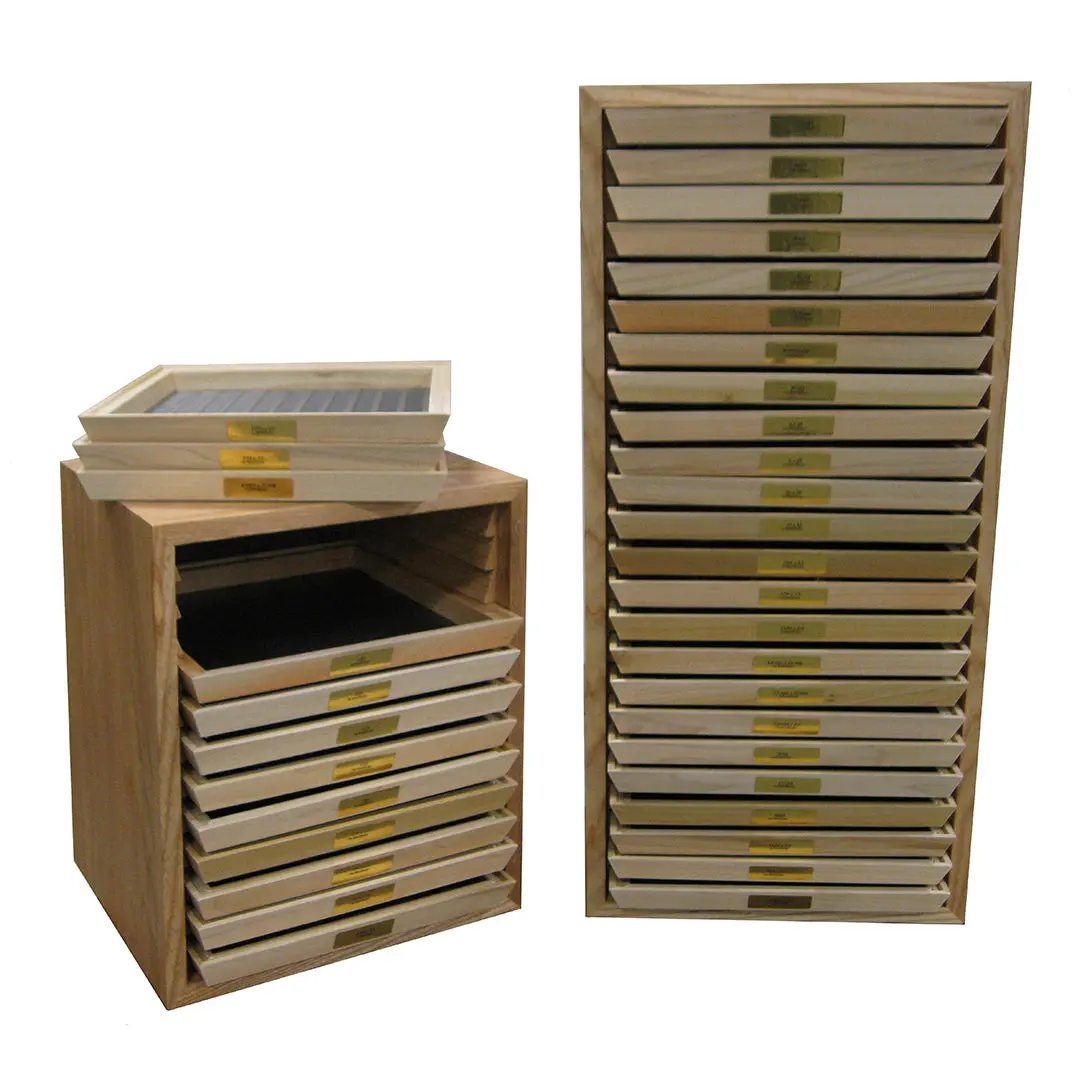 Hand Screen Storage Rack 1