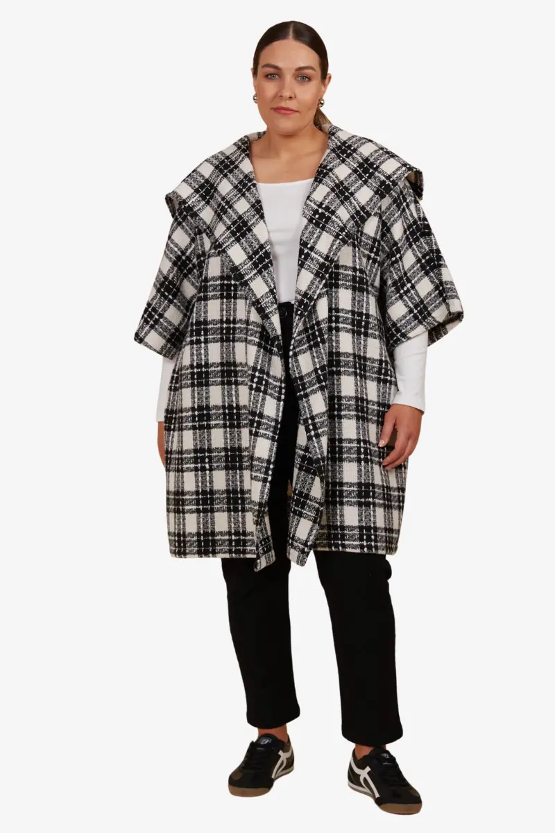 Isle Of Mine - Ceto Jacket - Onyx 1