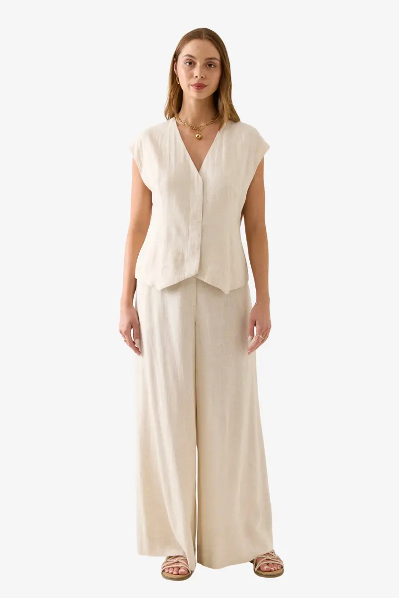 Isle Of Mine - Ingrid Vest - Canvas 1