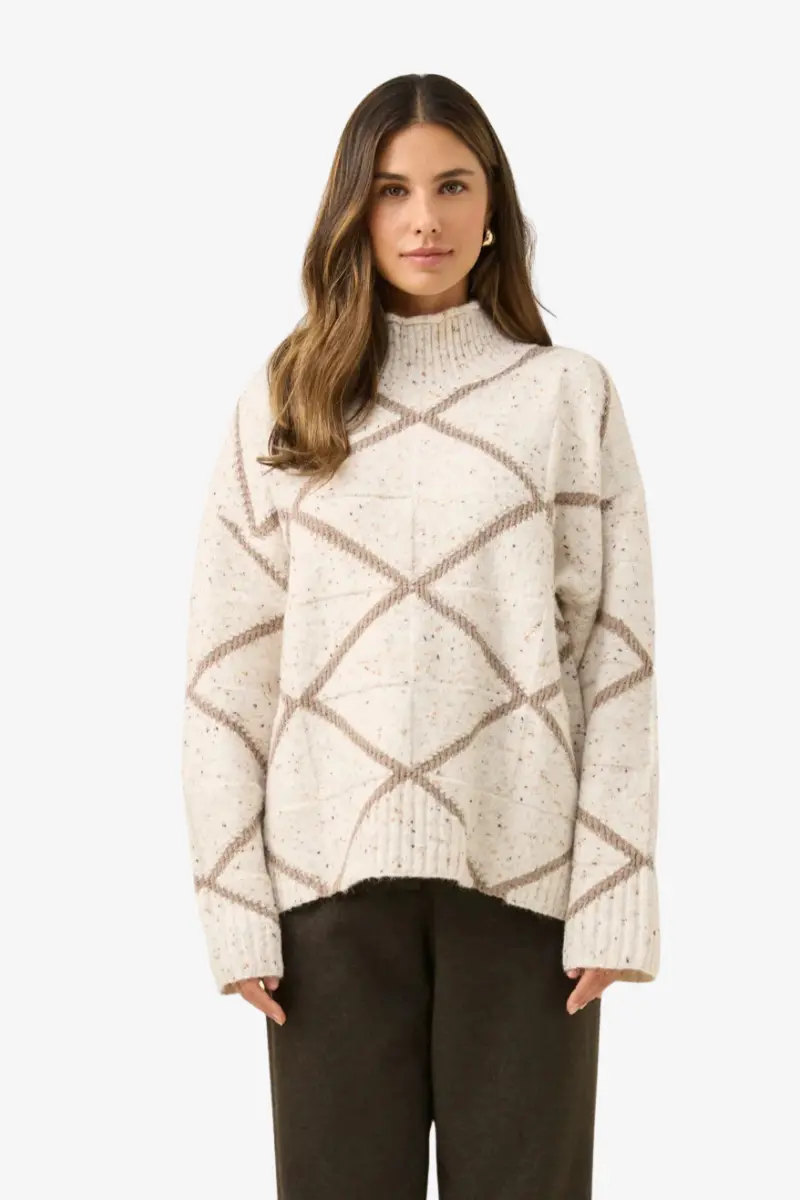 Isle Of Mine - Mckenna Diamond Jumper - Ivory 1