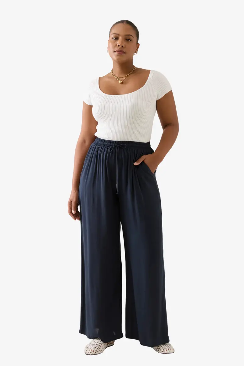 Isle Of Mine - Oline Pant - Navy 1