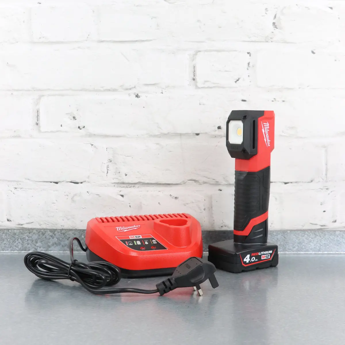 Milwaukee M12 Cml-401 Colour Matching Light 1