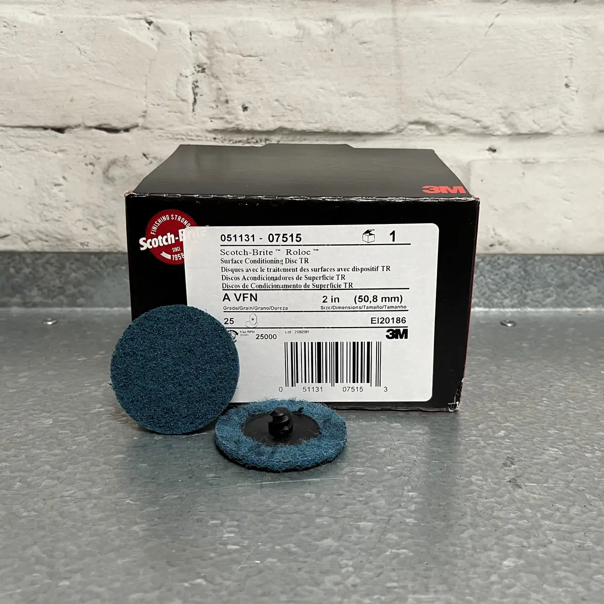 3M Roloc Conditioning Pads (Box Of 25) 1