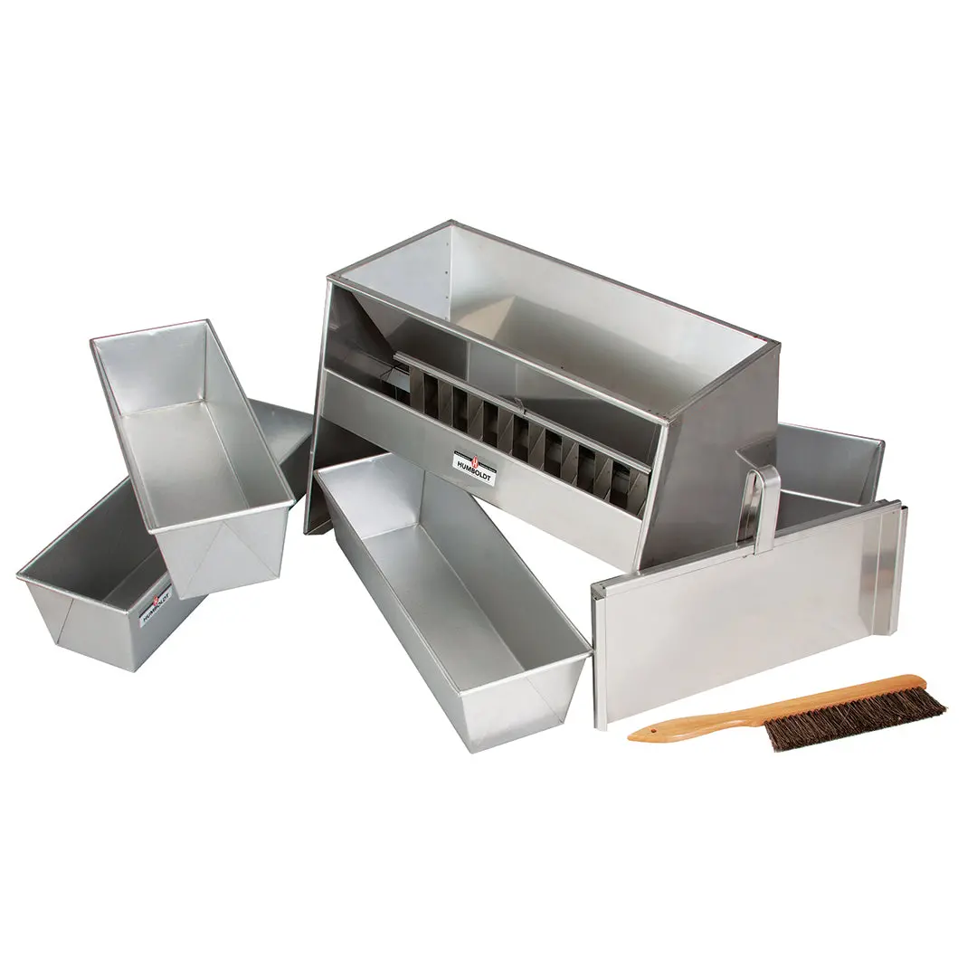 Riffle Sample Divider, 8 Chutes (2½" Wide), 2 Pans 1