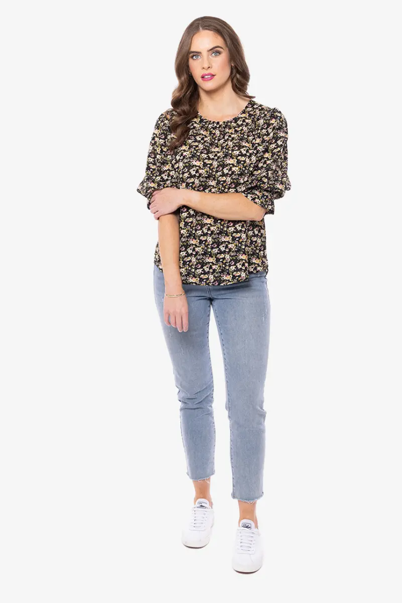 Seeking Lola - Magnificent Top - Black Posy 1