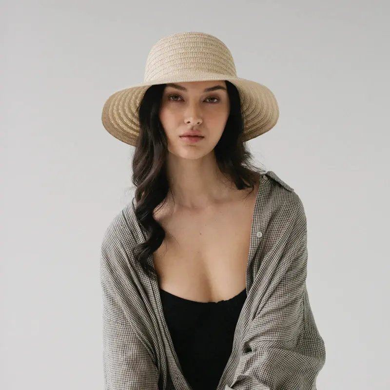 Sophie - So Shady - Natural 1