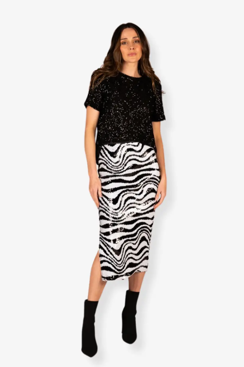 The Others - Lucielle Sequin Tee - Black 1