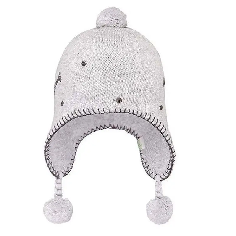 Toshi - Organic Earmuff Story - Giraffe 1