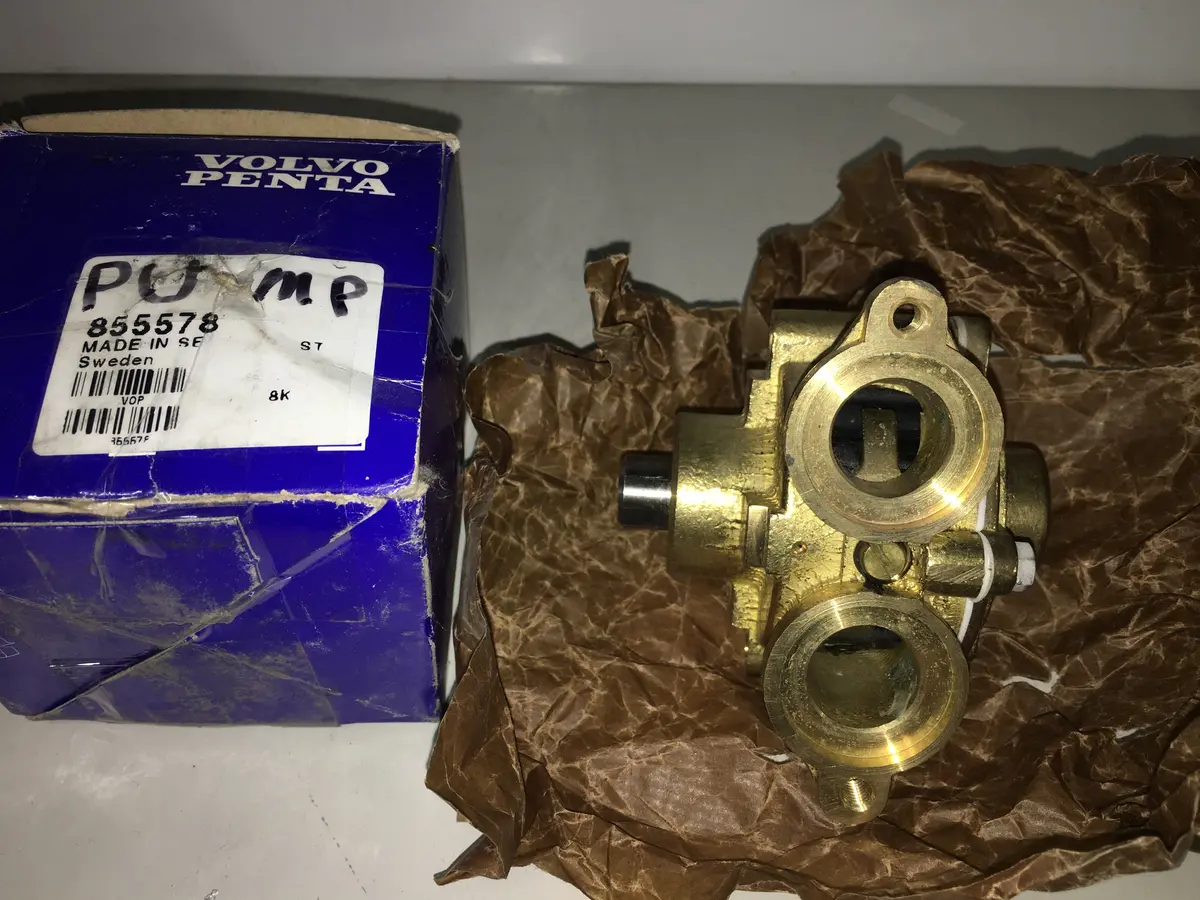 Volvo Penta Sea Water Pump 855578 1