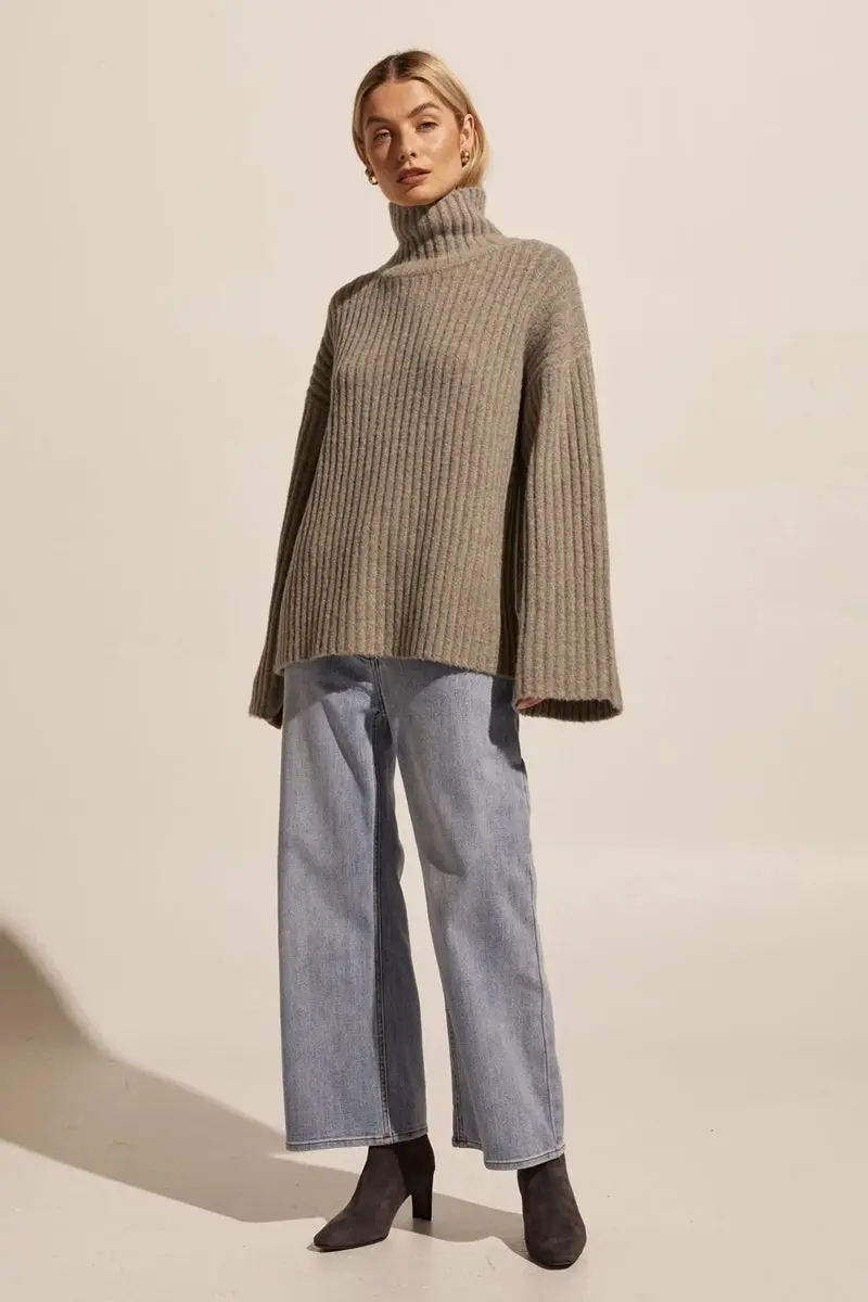 Zoe Kratzmann - Beacon Jean - Washed Denim 1