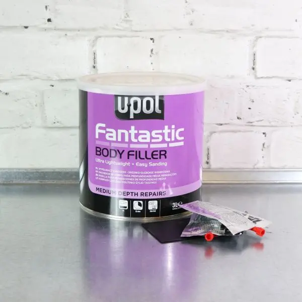 U-Pol Fantastic Ultra Lightweight Body Filler (3L) 1