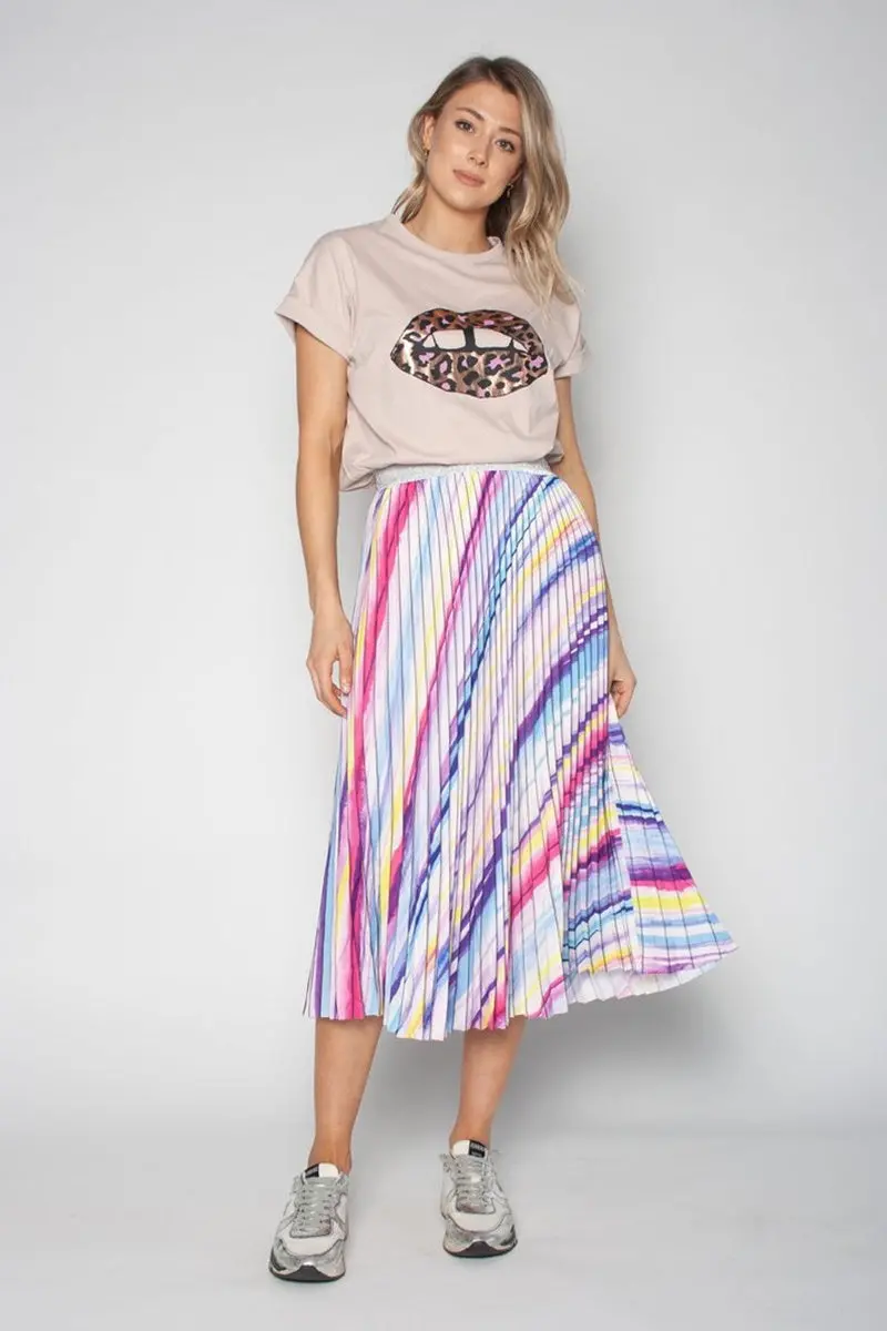 The Others - Relaxed Tee - Clay Rose / Leopard Lips 1