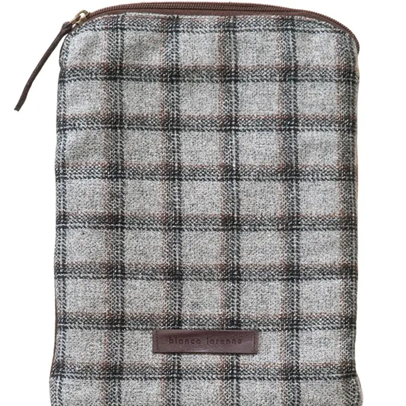 Bianca Lorenne - Tech Travel Pouch- Light Grey Check 1