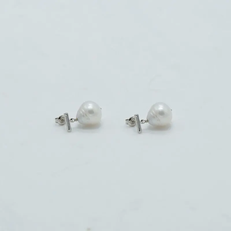 Sophie - Drop Pearl Stud - Silver Large 1