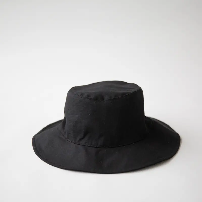 Sophie - Love Bucket - Black 1