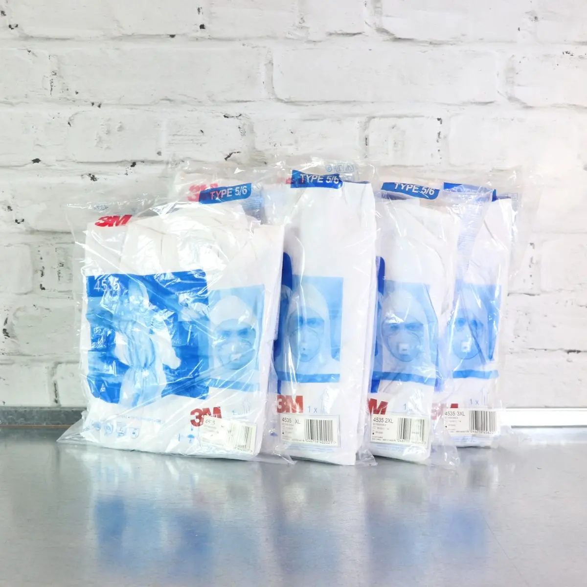 3M Disposable Coveralls 4535 1