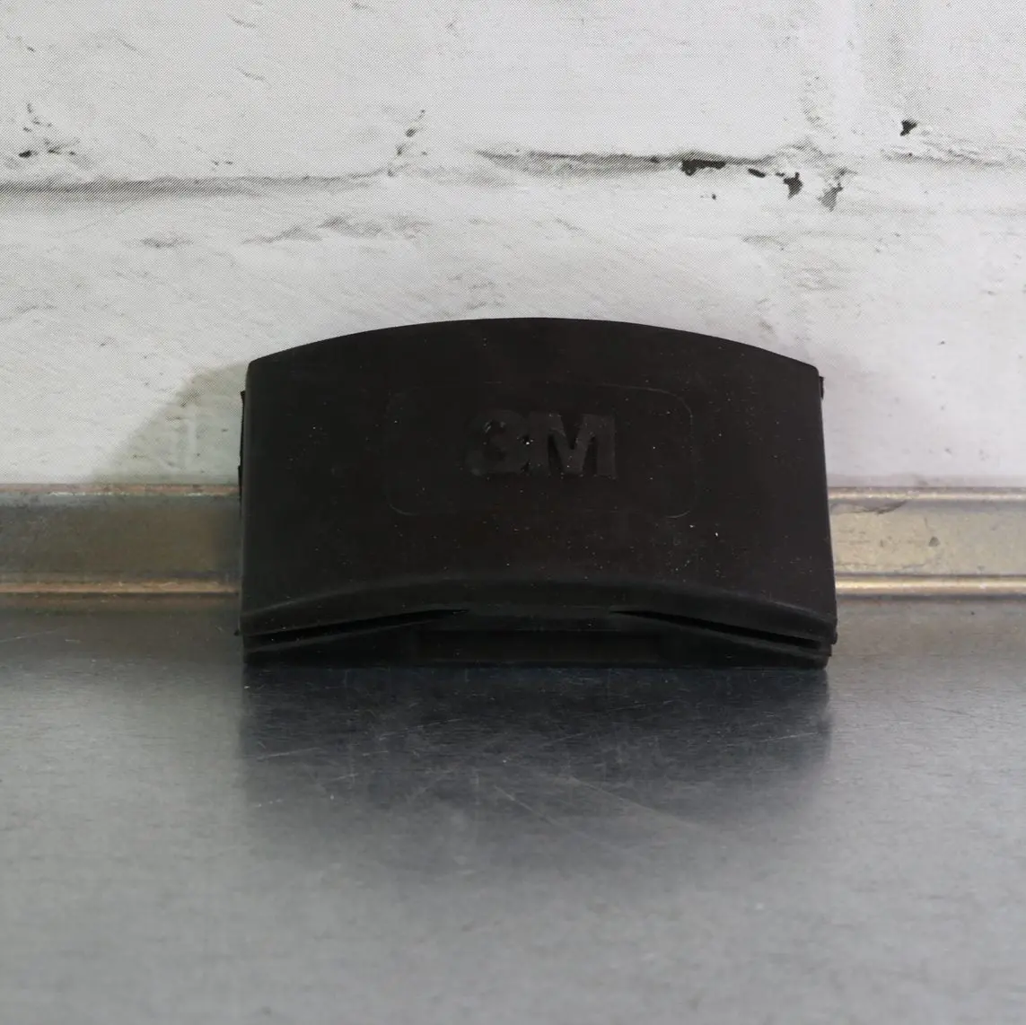 3M Rubber Rubbing Block 1
