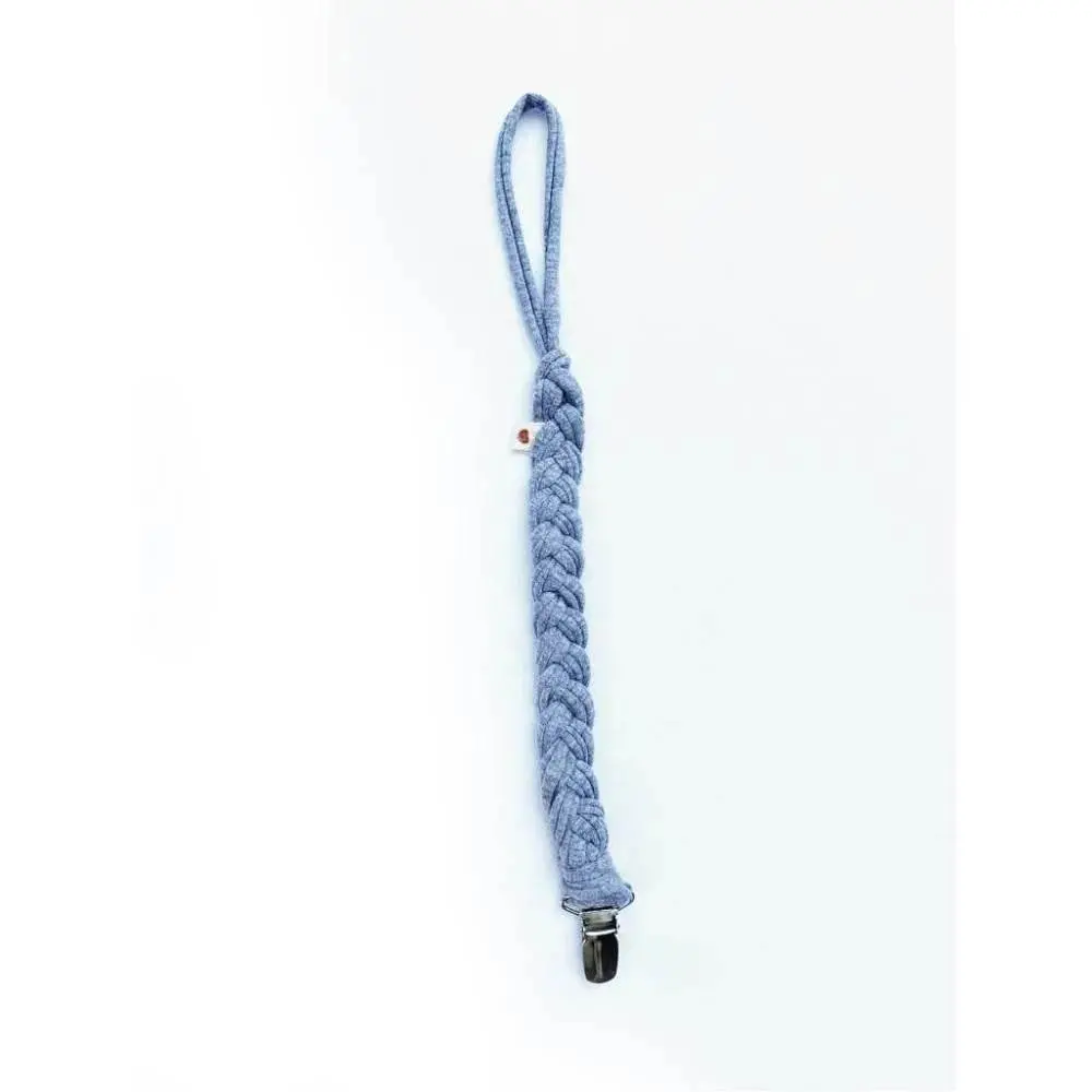 Porta Chupete Trenzado De Algodón Natural Gris, Amamantas 1